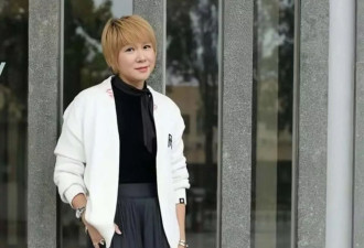香港知名女星宣布复出，因更年期饱受情绪病困扰