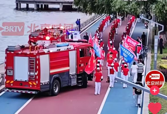 暴走团堵救护车惹怒全网 是真不要脸啊!