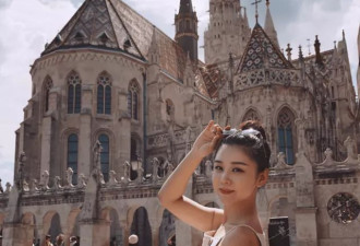带儿子匈牙利过暑假，李小萌少女脸但大粗腿