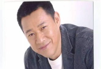 张丰毅:二婚娶小12岁霍凡，至今未生子女却被宠成宝