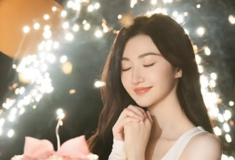 景甜庆37岁生日，穿背心短裙清纯漂亮，脸蛋精致美得360度无死角