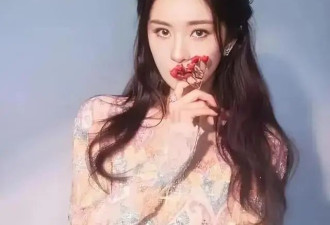 杨幂藏女8年拒5千万综艺：不晒的母爱，藏着所...