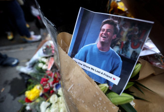 “六人行”马修K他命过量致死 供药两医生均认罪