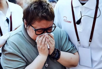 韩红怒怼娱乐圈黑幕,曝唐国强丑闻,揭穿演艺圈假体面