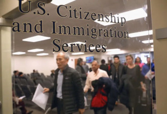美国海关突发提醒：绿卡持有者未随身携带是犯法！