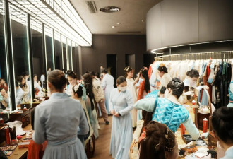 人均500块的宫廷饭爆火，从不坑穷人