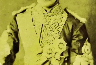 因为太强大，所以被收拾