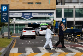 韩国医生不够，医学院却抗议扩招？精英阶层....