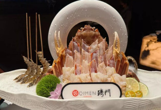 俞灏明陪王晓晨庆生，露出烧伤的手臂抢镜