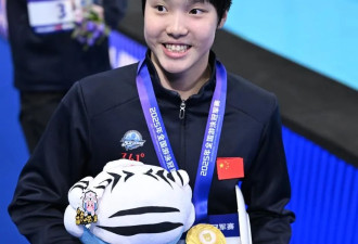 捷报！ 加拿大天才少女两天夺两金！中国12岁新星震惊泳坛！