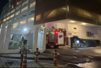 马来西亚一酒店突发火灾 中国游客惊险逃生