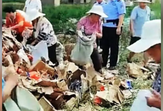 山东货车侧翻村民抢光 警喷辣椒水也赶不走