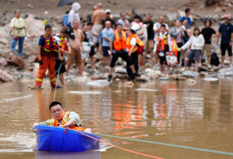 中国连日暴雨 华北保守估计至少40死