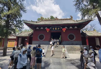 新住持履职次日 少林寺“平安香”等收费项目不见踪影