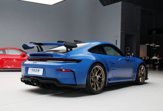 融合GT3和S/T元素 保时捷911 Speedster谍照曝光