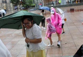 台风“竹节草”二次登陆上海 超过28万人紧急撤离