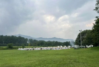 凌晨四点，一家密云农场被洪水吞噬
