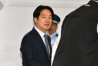 “史上最烂总统非你莫属”