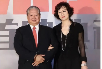 60岁知名女星与师父结婚，同前师娘情同姐妹