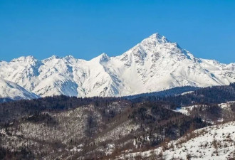 男子徒步梅里雪山环线失联近10天留下两个年幼的孩子
