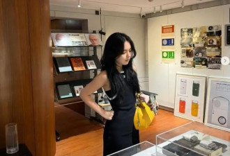 恭喜！李咏女儿官宣恋情！23岁法图麦晒和男友合影，两人有夫妻相