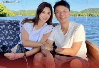 李克勤一家人到厦门旅游，51岁卢淑仪身材苗条