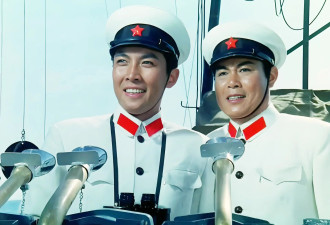 73岁唐国强有糟心事！两个儿子均残疾，担心他...