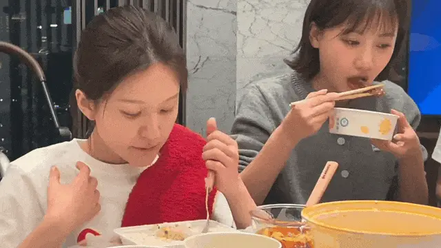 发疯，赵露思最后的体面