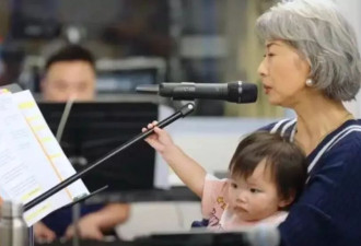 老牌明星现状:成龙被传抱孙子,李国麟靠一个角色吃老本