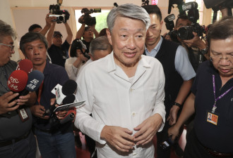 质疑川普放假信息 部长道歉了