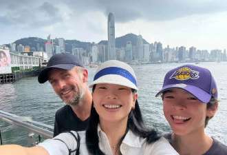 超模吕燕一家三口度假，大20岁法国老公露脸