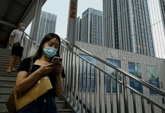 背着房贷的中国年轻人 该何去何从？
