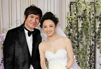 51岁罗海琼和华谊总裁老公澳洲度假 俩女儿罕见出镜