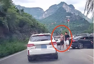 警方通报“因拒绝强行加塞遭纹身男辱骂恐吓”：他被行拘