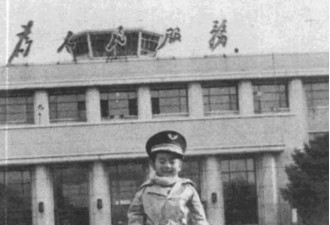 棍棒之下，无处可逃的“神童”们