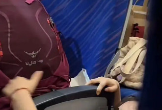 “他还是孩子”！飞机上有乘客打架，南航回应