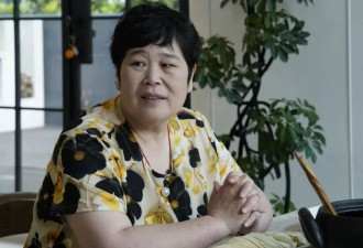 从农村走出的脱口秀巨星：房主任是怎么练成的？