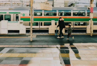 袭击外国人背后，日本的衰老与沮丧