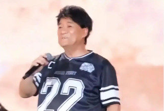 周华健因肚子大引热议！妻子曾因压力过大满头白发，被嘲母子恋