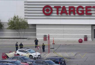 德州Target百货惊传枪响酿3死1伤 凶嫌逃逸后被捕