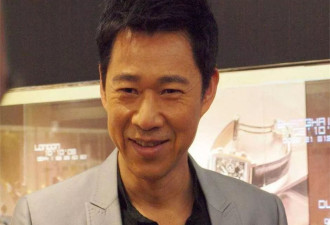 张丰毅：二婚娶小12岁霍凡 至今未生子女