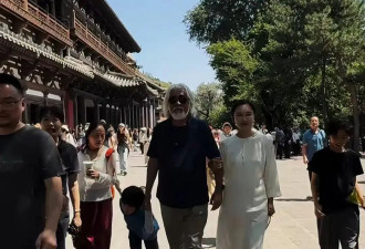 张纪中一家人到山西大同旅游，两个儿子打架争吵，杜星霖上前劝架