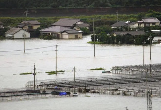 从41.8℃高温到暴雨洪灾：日韩近一周为何连遭...