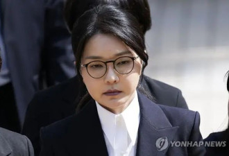 金建希收过的奢侈品曝光 把自己当王妃 被捕成必然