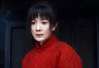 赵露思11字告别平台，大方承认直播时在接洽商务