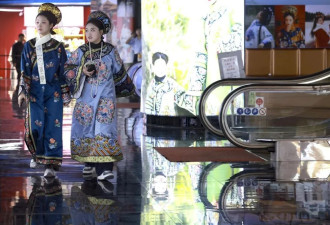谁捅了北京“格格”窝 外国人照着镜子咧嘴一笑