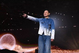 刘德华演出众星云集，关之琳跟年轻时没区别