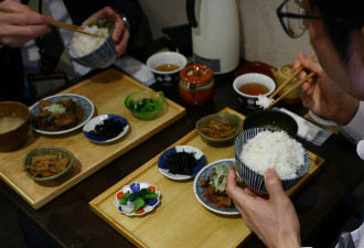 开日料店的中国人，气坏了日本人