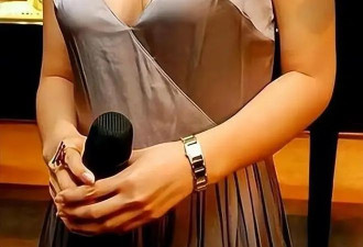 45岁“万人迷”陈好晒出最新近照，依然延续着风情万种，女人味浓