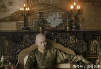 清朝嫔妃脖子上的"白布"有什么用？不仅是装饰...